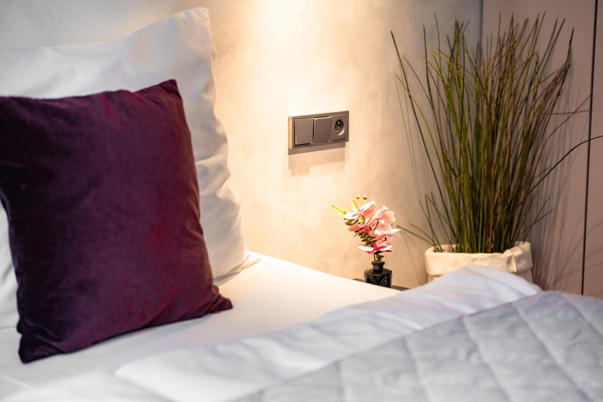 Delicate Charm At Heart Apartment